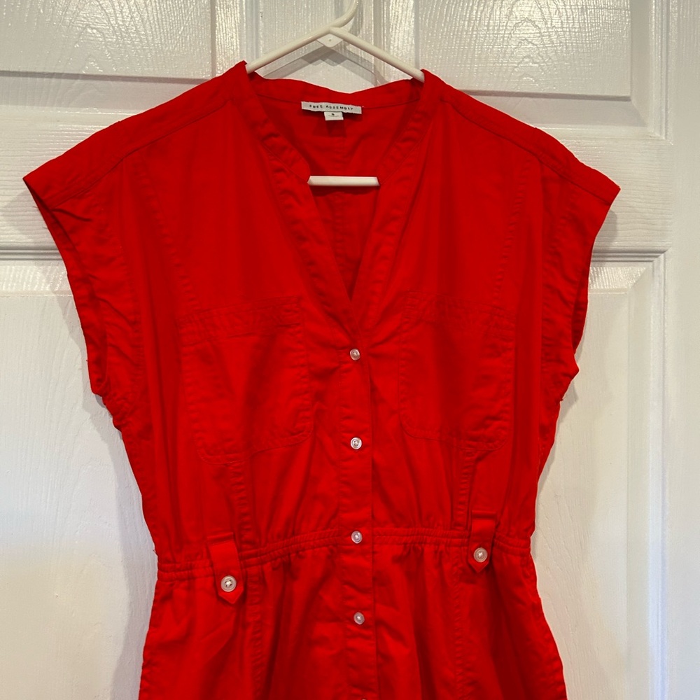 Elegant Button-Down Midi Dress - Picture 2 of 5